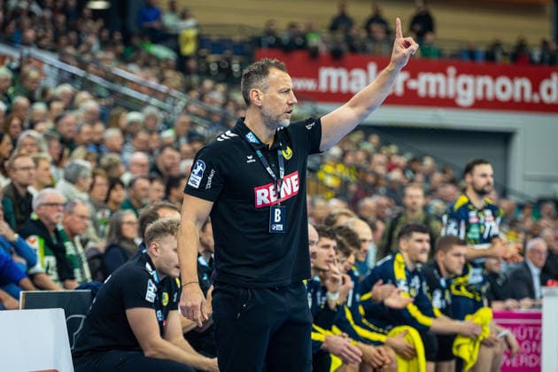 27.11.2025, xovx, Handball Daikin Handball Bundesliga, HSG Wetzlar - Rhein-Neckar Löwen Trainer Maik Machulla (Rhein-Neckar Löwen) Wetzlar Buderus-Arena Hessen Deutschland (DE)