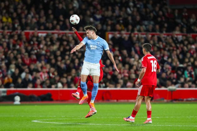 Nottingham Forest v Malmo FF, UEFA Europa League Colin Rösler Of Malmo FF heads the ball during the Nottingham Forest v Malmo FF UEFA Europa League Round 1 match at the City Ground, West Bridgford, England on 27 November 2025 Credit: Lee Keuneke Every Second Media Editorial use only. All images are copyright Every Second Media Limited. No images may be reproduced without prior permission. Copyright: xIMAGO EveryxSecondxMediax ESM-1679-0069 LeexKeunekex xEveryxSecondxMediax