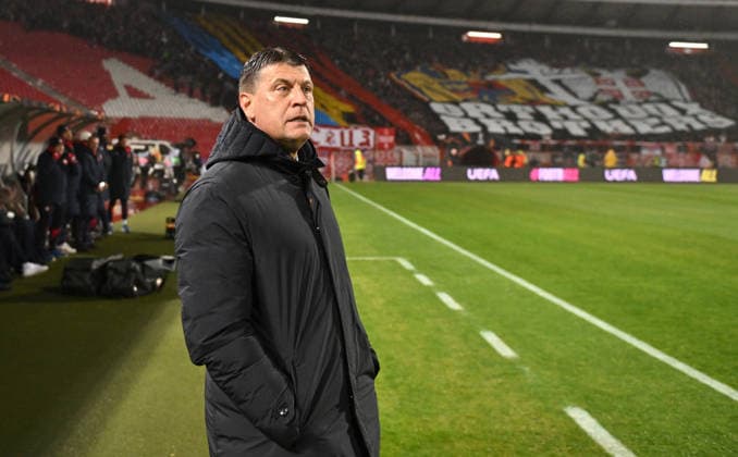 CRVENA ZVEZDA vs FCSB VLADAN MILOJEVIC, football coach of Crvena Zvezda during the Europa League match against FCSB, at Rajko Mitic stadium. Belgrade, 27.11.2025 photo: MN Press photo FOOTBALL, EUROPA LEAGUE, UEFA, CRVENA ZVEZDA, FCSB Belgrade Stadion Rajko Mitic Serbia Copyright: xMarkoxMetlasx xMNxPressx