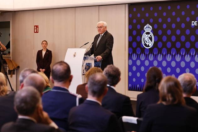 Frank-Walter Steinmeier (GER), NOVEMBER 27, 2025 - Football Soccer : The President of Germany Frank-Walter Steinmeier delivering a speech at the presentation ceremony for the Order of Merit of the Federal Republic of Germany to Toni Kroos at the Estadio Santiago Bernabeu in Madrid, Spain. Noxthirdxpartyxsales  aflo_311748792