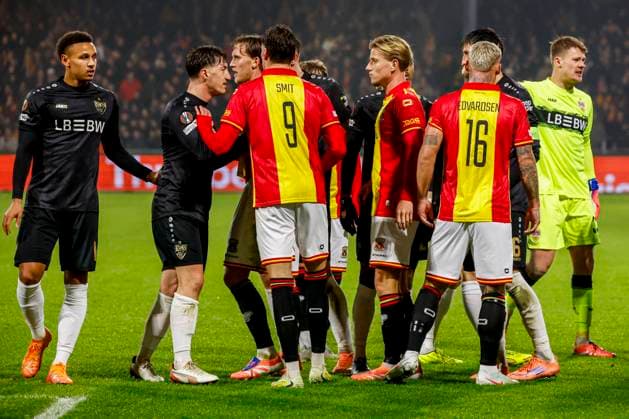 Victor Edvardsen of Go Ahead Eagles and players of Go Ahead Eagles and of VfB Stuttgart in discussion Go Ahead Eagles v VfB Stuttgart, UEFA Europa League 2025 26 League Phase MD5, Go Ahead Eagles v VfB Stuttgart, Stadion De Adelaarshorst, November 27, 2025, Deventer, Netherlands.