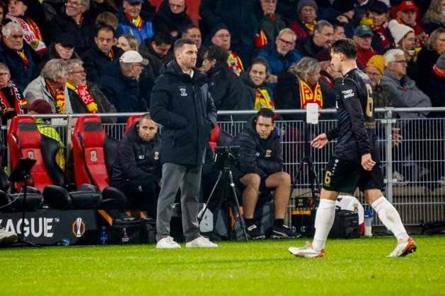 head coach Melvin Boel of Go Ahead Eagles looks on Go Ahead Eagles v VfB Stuttgart, UEFA Europa League 2025 26 League Phase MD5, Go Ahead Eagles v VfB Stuttgart, Stadion De Adelaarshorst, November 27, 2025, Deventer, Netherlands.