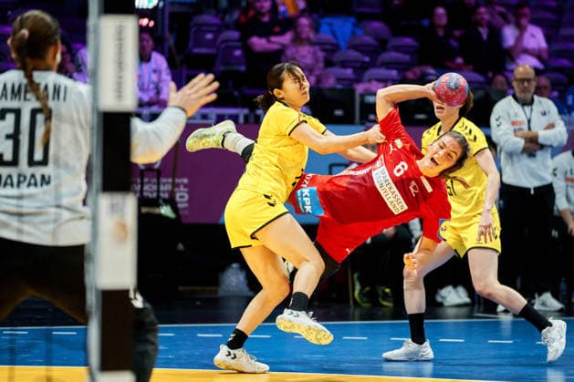 Women s Handball World Championship, WM, Weltmeisterschaft Denmark - Japan Denmark s Helena Elver Hagesoe during the Women s Handball World Championship match in Group A between Denmark and Japan in Rotterdam on Thursday, November 27, 2025. (Photo: Thomas Traasdahl Ritzau Scanpix) , Rotterdam Denmark Copyright: RitzauxScanpix ThomasxTraasdahlx spdk20251127-231830-L