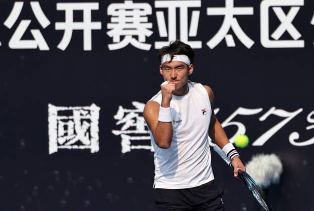 CHENGDU, CHINA - NOVEMBER 28: Bu Yunchaokete of China reacts in the Men s Singles Semifinal match against Beibit Zhukayev of Kazakhstan on day 5 of the 2026 Australian Open Asia-Pacific Wildcard Playoffs at the Sichuan International Tennis Centre on November 28, 2025 in Chengdu, Sichuan Province of China.  Copyright: xChinaxNewsxServicex 111606371520