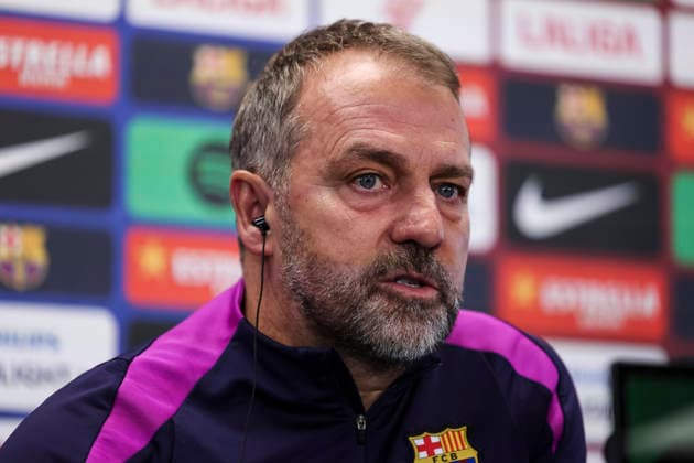 November 28, 2025, Sant Joan Despi, Barcelona, SPAIN: Hansi Flick, head coach of FC Barcelona, Barca attends his press conference, PK, Pressekonferenz during the training day of FC Barcelona ahead the Spanish League, La Liga EA Sports, football match against Deportivo Alaves at Ciudad Esportiva Joan Gamper on November 28, 2025 in Sant Joan Despi, Barcelona, Spain. Sant Joan Despi SPAIN - ZUMAa181 20251128_zaa_a181_051 Copyright: xJavierxBorregox