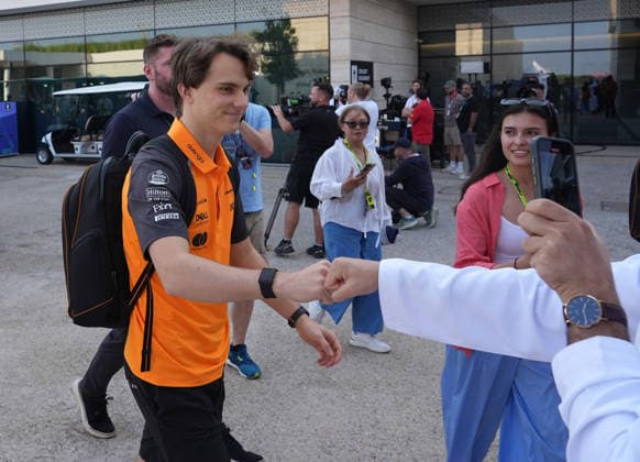 Formula 1 Qatar Airways Qatar Grand Prix 2025 28.11.2025, Losail International Circuit, Doha, Formula 1 Qatar Airways Qatar Grand Prix 2025 ,im Bild Oscar Piastri (AUS), McLaren F1 Team