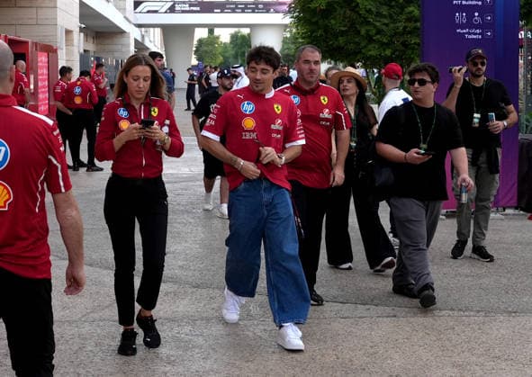 Formula 1 Qatar Airways Qatar Grand Prix 2025 28.11.2025, Losail International Circuit, Doha, Formula 1 Qatar Airways Qatar Grand Prix 2025 ,im Bild Charles Leclerc (MCO), Scuderia Ferrari HP