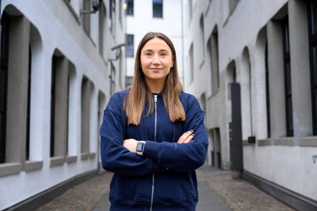 STUTTGART 20251128 Sveriges Olivia Löfqvist pa en pressträff under damernas handbolls-VM i Stuttgart, Tyskland. STUTTGART TYSKLAND x10070x