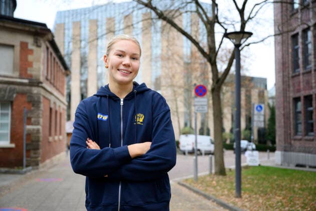 STUTTGART 20251128 Sveriges Thea Kylberg pa en pressträff under damernas handbolls-VM i Stuttgart, Tyskland. STUTTGART TYSKLAND x10070x
