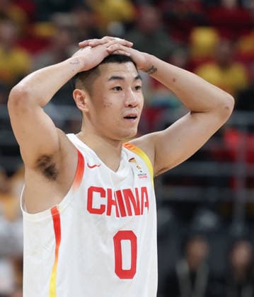 (251128) -- BEIJING, Nov. 28, 2025 -- Gao Shiyan of China reacts during the Group B match between China and South Korea at the FIBA Basketball World Cup Asian Qualifiers in Beijing, capital of China, Nov. 28, 2025. ) (SP)CHINA-BEIJING-BASKETBALL-FIBA WORLD CUP 2025 ASIAN QUALIFIERS-CHN VS KOR (CN) WangxKaiyan 