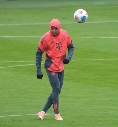 27.11.2025, FC Bayern, Saebenerstrasse Muenchen, Fussball, im Bild: Luis Diaz (FC Bayern Muenchen)