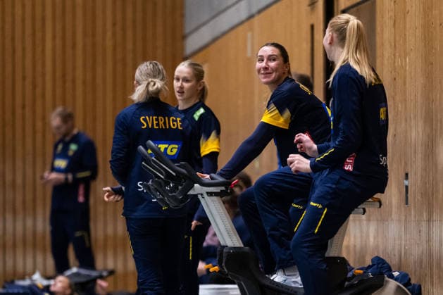 251128 Anna Lagerquist of the Swedish women s national handball team at a training session during the 2025 IHF World Women s Handball Championship on November 28, 2025 in Stuttgart. Photo: Emma Wallskog BILDBYRAN COP 320 EW0594 handball handboll handball bbeng vm handball-vm handbolls-vm ihf handball World Championship, WM, Weltmeisterschaft world handball championship 2025 world championship 2025 träning practice training sverige sweden day 3 dam  Copyright: EMMAxWALLSKOG BB251128EW053