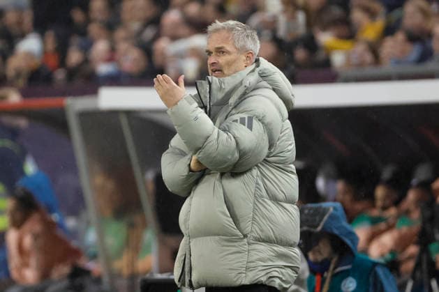 Christian Wück, Wuck (Deutschland, Trainer) , Fussball Frauen, UEFA Womens Nations League 2025, Finale 1. Spiel, Deutschland vs. Spanien, 28.11.2025, Fritz-Walter-Stadion, Kaiserslautern, Deutschland Kaiserslautern Fritz-Walter-Stadion Rheinland-Pfalz Deutschland Copyright: xGrantxHubbsx