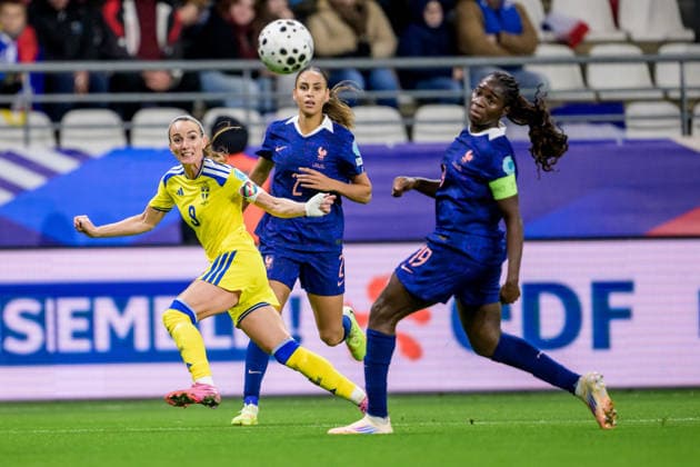 251128 Kosovare Asllani of Sweden during the Women s Nations League bronze medal football match between France and Sweden on November 28, 2025 in Reims. Photo: Ludvig Thunman BILDBYRAN kod LT LT0755 fotboll football soccer fotball nations league uefa womens nations league frankrike sverige sweden dam bbeng Copyright: LUDVIGxTHUNMAN BB251128LT053