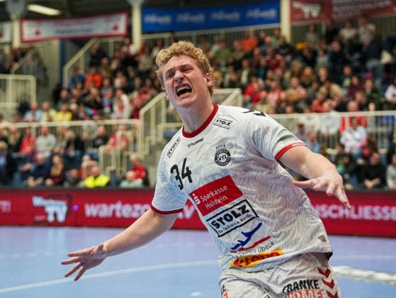 Thore Kjell Heinemann (VfL Luebeck-Schwartau, 34) jubelt TuSEM Essen vs. 1. VfL Luebeck-Schwartau, Handball, 2. Bundesliga, 13. Spieltag, Saison 2025 2026, 28.11.2025 TuSEM Essen vs. 1. VfL Luebeck-Schwartau, Handball, 2. Bundesliga, 13. Spieltag, Saison 2025 2026, 28.11.2025 Essen Copyright: xEibner-Pressefoto DamianxKruczynx EP_DKI