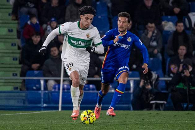 Spanish La Liga EA Sports soccer match Getafe vs Elche at Coliseum stadium in Getafe, Madrid, Spain. 28 November 2025 900 Cordon Press  900 CordonxPress LOF - Getafe vs Elche
