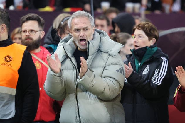 28.11.2025, Fussball, Frauen, UEFA Women s Nations League Finale 2025, Deutschland - Spanien, Trainer Christian Wück (Deutschland) Kaiserslautern Fritz-Walter-Stadion Rheinland-Pfalz Deutschland (DEU) Copyright: xSebastianxBachx