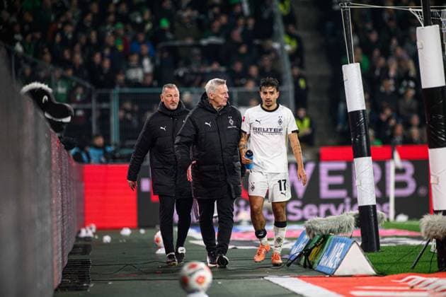 MOENCHENGLADBACH, GERMANY - 28 NOVEMBER, 2025: Jens Castrop - 1. Bundesliga football match Borussia Moenchengladbach vs RB Leipzig at Borussia Park.  Copyright: xVitaliixKliuievx