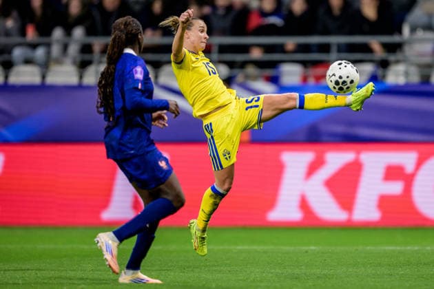 251128 Julia Zigiotti Olme of Sweden during the Women s Nations League bronze medal football match between France and Sweden on November 28, 2025 in Reims. Photo: Ludvig Thunman BILDBYRAN kod LT LT0755 fotboll football soccer fotball nations league uefa womens nations league frankrike sverige sweden dam bbeng Copyright: LUDVIGxTHUNMAN BB251128LT118