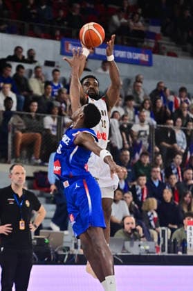 BASKET : France vs Belgique - Rouen - 28 11 2025 Retin Obasohan ( 32 - Belgium ) and Ayayi Gerald ( 55 - France ) during the FIBA European Qualifiers match between France and Belgium at Kindarena on November 28, 2025 in Rouen, France. ( Photo by Federico Pestellini PSNewz ) - RouenFrance  Copyright: xFedericoxPestellinix