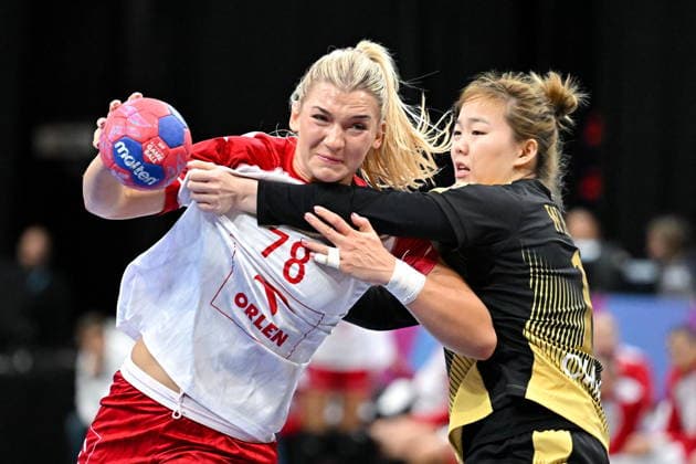 2025.11.28 s-Hertogenbosch pilka reczna kobiet Mistrzostwa Swiata Polska - Chiny N z Paulina Uscinowicz Foto Lukasz Laskowski PressFocus 2025.11.28 s-Hertogenbosch IHF WomenÕs Handball World Championship, WM, Weltmeisterschaft Poland vs China Paulina Uscinowicz Credit: Lukasz Laskowski PressFocus NEWSPIX.PL --- newspix.pl 