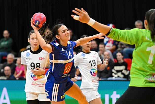 2025.11.28 s-Hertogenbosch pilka reczna kobiet Mistrzostwa Swiata Francja - Tunezja N z Nina Dury Foto Lukasz Laskowski PressFocus 2025.11.28 s-Hertogenbosch IHF WomenÕs Handball World Championship, WM, Weltmeisterschaft France v Tunisia Nina Dury Credit: Lukasz Laskowski PressFocus NEWSPIX.PL --- newspix.pl 