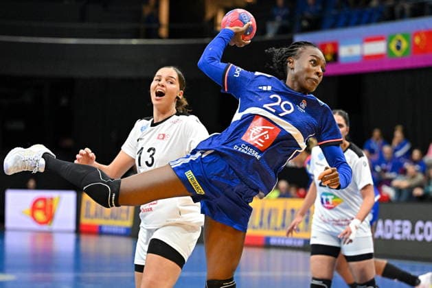 2025.11.28 s-Hertogenbosch pilka reczna kobiet Mistrzostwa Swiata Francja - Tunezja N z Onacia Ondono Foto Lukasz Laskowski PressFocus 2025.11.28 s-Hertogenbosch IHF WomenÕs Handball World Championship, WM, Weltmeisterschaft France v Tunisia Onacia Ondono Credit: Lukasz Laskowski PressFocus NEWSPIX.PL --- newspix.pl 