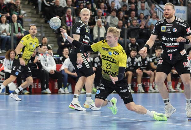 28.11.2025 - Handball - 1. Bundesliga DAIKIN HBL - Saison 2025 2026 - 14. Spieltag: HC Erlangen Metropolregion Nürnberg HCE - TVB Stuttgart - DaMa - xdaxmax - Torben Matzken (22, TVB 1898 Stuttgart )