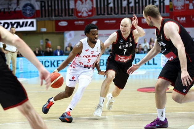 2025.11.28 Gdynia Koszykowka Kwalifikacje do Mistrzostw Swiata 2027 Polska - Austria N z Jerrick Harding Sebastian Kaferle Foto Piotr Matusewicz PressFocus 2025.11.28 Gdynia Basketball Poland - Austria Jerrick Harding Sebastian Kaferle Credit: Piotr Matusewicz PressFocus NEWSPIX.PL --- newspix.pl 