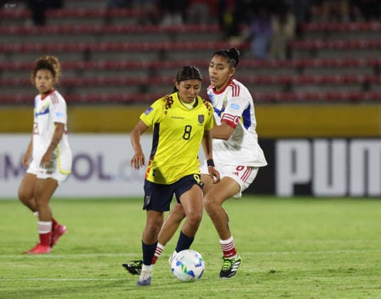 FBL LIGA NACIONES CONMEBOL ECUADOR VS VENEZUELA Quito, viernes 28 de noviembre del 2025 Cotejo entre Ecuador y Venezuela Femenino, por la fecha 3 de La Liga de Naciones de la Conmebol, clasificatoriopara para el Mundial Femenino, en el Estadio Olimpico Atahualpa. Fotos: API Rolando Enriquez Quito Pichincha Ecuador Copyright: xROLANDOxENRIQUEZx
