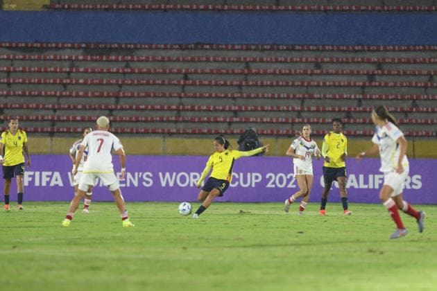 FBL LIGA NACIONES CONMEBOL ECUADOR VS VENEZUELA Quito, viernes 28 de noviembre del 2025 Cotejo entre Ecuador y Venezuela Femenino, por la fecha 3 de La Liga de Naciones de la Conmebol, clasificatoriopara para el Mundial Femenino, en el Estadio Olimpico Atahualpa. Fotos: API Rolando Enriquez Quito Pichincha Ecuador Copyright: xROLANDOxENRIQUEZx