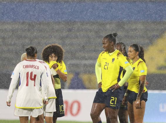 FBL LIGA NACIONES CONMEBOL ECUADOR VS VENEZUELA Quito, viernes 28 de noviembre del 2025 Cotejo entre Ecuador y Venezuela Femenino, por la fecha 3 de La Liga de Naciones de la Conmebol, clasificatoriopara para el Mundial Femenino, en el Estadio Olimpico Atahualpa. Fotos: API Rolando Enriquez Quito Pichincha Ecuador Copyright: xROLANDOxENRIQUEZx