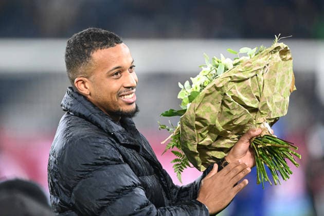 Verabschiedung des ehemaligen Gladbacher Spielers Alassane PLEA, Emotion, Fussball 1. Bundesliga Saison 2025 2026, 12.Spieltag, Spieltag12, matchday12, Borussia Moenchengladbach (MG) - RB Leipzig (L) 0-0 am 28.11.2025 BORUSSIA PARK Moenchengladbach DFL regulations prohibit any use of photographs as image sequences and or quasi-video Ã‚Â