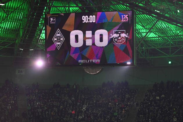 Endergebnis 0-0 auf der Anzeigetafel, Feature, Symbolfoto, Randmotiv, Fussball 1. Bundesliga Saison 2025 2026, 12.Spieltag, Spieltag12, matchday12, Borussia Moenchengladbach (MG) - RB Leipzig (L) 0-0 am 28.11.2025 BORUSSIA PARK Moenchengladbach DFL regulations prohibit any use of photographs as image sequences and or quasi-video Ã‚Â