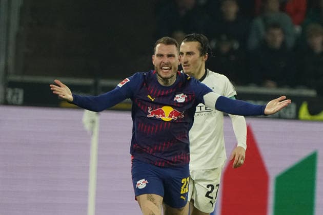 Fussball, 1.BL Saison 2025 2026 Borussia Mönchengladbach vs RB Leipzig , 28.11.2025, Stadion im Borussia Park Mönchengladbach, Franck Honorat, , Borussia Mönchengladbach , Xaver Schlager, David Raum