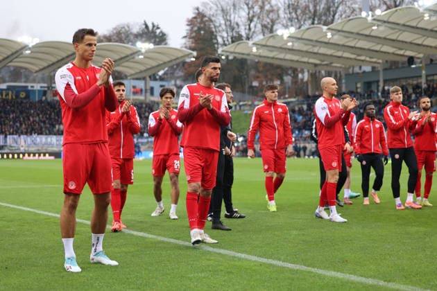 29.11.2025, Fussball, Herren, 3. Liga, Saison 2025 2026, 1. FC Saarbrücken - Rot-Weiss Essen, Saarbrücken Ludwigsparkstadion Saarland Deutschland (DEU) Copyright: xSebastianxBachx
