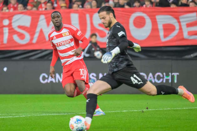 im Bild v.l.: Ilyas Ansah (1.FC Union), Diant Ramaj (FCH, 41), Zweikampf, Action, Kampf, kaempft um den Ball, Action, duels, fighting for the ball, GER, Berlin, 1. FC Union Berlin vs 1.FC Heidenheim 1846, 1. Bundesliga, Fussball, DFB, Spielzeit 2025 2026, Alte Foersterei, 12. Spieltag, DFB DFL REGULATIONS PROHIBIT ANY USE OF PHOTOGRAPHS AS IMAGE SEQUENCES AND OR QUASI-VIDEO, 29.11.25, Copyright: HMBxMedia UwexKoch