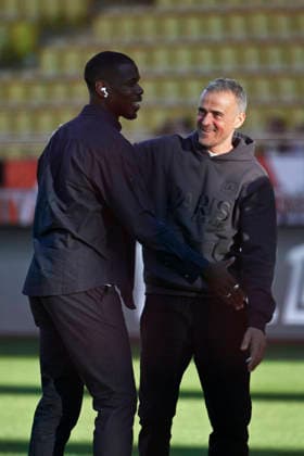 FOOTBALL : Monaco (ASM) vs Paris (PSG) - Ligue 1 - 29 11 25 Monaco™s midfielder 8 Paul Pogba and Paris Saint Germain s coach Luis Enrique during the French L1 2025-2026 season football match between Monaco ASM and Paris PSG at Louis II stadium of Monaco, south France, on November 29, 2025. MONACOMonaco  Copyright: xfredxDIDES psnewzx