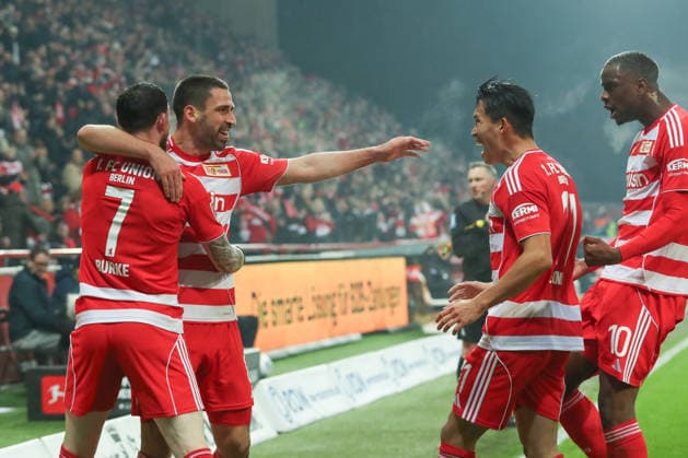 29.11.2025, xtgx, Fussball 1. Bundesliga, 1. FC Union Berlin - 1. FC Heidenheim emspor, v.l. Rani Khedira (Union Berlin, 8) Jubel, Torjubel, jubelt ueber das Tor, celebrate the goal, celebration (DFL DFB REGULATIONS PROHIBIT ANY USE OF PHOTOGRAPHS as IMAGE SEQUENCES and or QUASI-VIDEO) Berlin