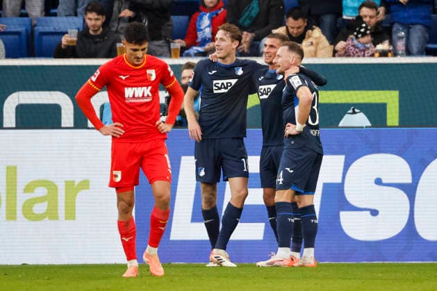 Torjubel TSG Hoffenheim beim 3:0 durch Grischa Prömel, Promel (TSG Hoffenheim, 06) , Deutschland, Fussball, 1. Bundesliga, 12.Spieltag, 2025 2026, TSG Hoffenheim vs. FC Augsburg, 29.11.2025, PreZero Arena, Sinsheim, Deutschland Sinsheim PreZero Arena Baden-Württemberg Deutschland Copyright: xGrantxHubbsx