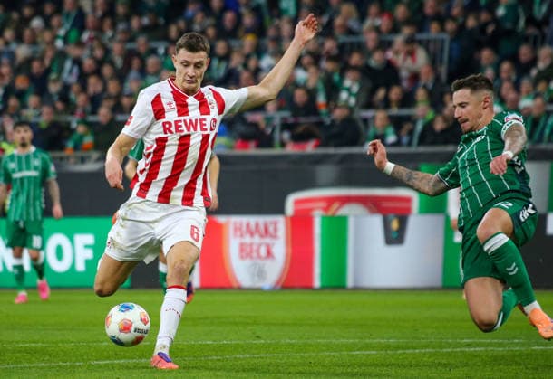 Deutschland: Fussball Bundesliga 2025 26, 8. Spieltag - SV Werder Bremen vs 1. FC Köln - Weserstadion-Stadion (Bremen): Eric Martel (1. FC Köln, 6) Marco Friedl (SV Werder Bremen, 32) Bremen Copyright: xAymanxAlahmedx
