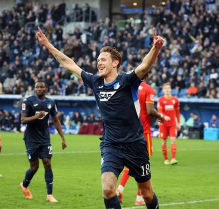 29.11.25 TSG 1899 Hoffenheim - FC Augsburg Deutschland, Sinsheim, 29.11.2025, Fussball, Bundesliga, Saison 2025 2026, TSG 1899 Hoffenheim - FC Augsburg: Wouter Burger (TSG 1899 Hoffenheim); Jubel Tor 2:0 Burger.