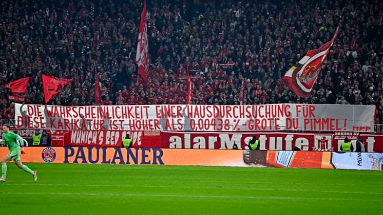 RECORD DATE NOT STATED 29.11.2025, Fussball Bundesliga 2025 2026, 12.Spieltag, FC Bayern München - FC St. Pauli, in der Allianz-Arena München, Die Wahrscheinlichkeit einer Hausdurchsuchung für diese Karikatur ist höher als 0,0043 % Grote du Pimmel!