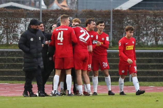 Fußball I Herren I Saison 2025-26 I Regionalliga I 21. Spieltag I 1. FC Phönix Lübeck - HSC Hannover I 29.11.2025 In der letzten Minute erzielte HSC Hannover das 2:2. Lübeck Buniamshof Schleswig-Holstein Deutschland Copyright: xLobeca AndreasxKnothex