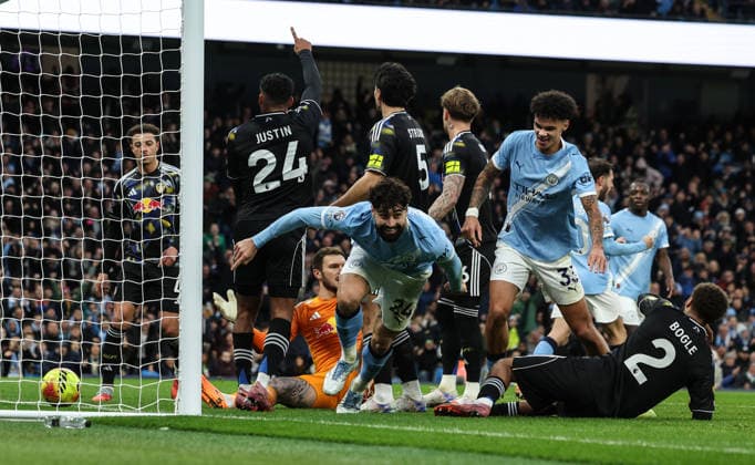 Manchester City v Leeds United, Premier League, Etihad Stadium, Manchester. Times Photographer Bradley Ormesher. 29.11.2025. Manchester City v Leeds United, Premier League, Etihad Stadium, Manchester. Times Photographer Bradley Ormesher. Josh Gvardiol celebrates after scoring the 2nd goal of the game.  Copyright: xBradleyxOrmesherx NINTCHDBPICT001041914619