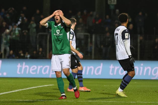 29.11.2025, Fussball, Herren, 16. Spieltag Dritte Liga Saison 2025 2026 3. Liga: FC Schweinfurt 05 - SV Waldhof Mannheim Enttäuschung bei Manuel Wintzheimer (FC Schweinfurt 05, 25) Schweinfurt Riedel Bau Arena im Sachs-Stadio Bayern Unterfranken Deutschland