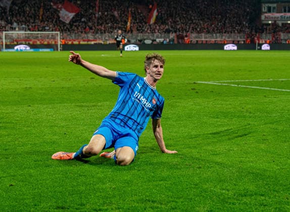 Fußball, Herren, Saison 2025 2026, 1. Bundesliga (12. Spieltag), 1. FC Union Berlin - 1. FC Heidenheim, Jan Schöppner (Heidenheim), Jubel nach Tor zum 1:2, 29.11.2025, Copyright: xSebastianxRäppold MatthiasxKochx
