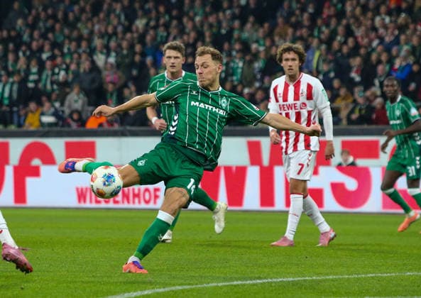 Deutschland: Fussball Bundesliga 2025 26, 8. Spieltag - SV Werder Bremen vs 1. FC Köln - Weserstadion-Stadion (Bremen): Senne Lynen (SV Werder Bremen, 14) Bremen Copyright: xAymanxAlahmedx