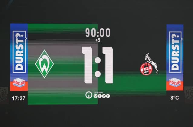 GER, 1.FBL SV Werder Bremen vs.1.FC Koeln 29.11.2025, wohninvest Weserstadion, Bremen, GER, 1.FBL SV Werder Bremen vs.1.FC Koeln im Bild picture shows Anzeigentafel Feature, Impression Endstand Spielstand 1:1