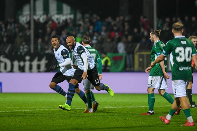 -1. FC 1905 Schweinfurt vs. SV Waldhof Mannheim, Sachs-Stadion Football, 3. Liga -1. FC 1905 Schweinfurt vs. SV Waldhof Mannheim 29 Nov 2025 Sachs-Stadion , Schweinfurt, Germany Image: Terrence Boyd (SV Waldhof Mannheim) celebrating after his goal to the 2:3. DFL REGULATIONS PROHIBIT ANY USE OF PHOTOGRAPHS AS IMAGE SEQUENCES AND OR QUASI-VIDEO Schweinfurt Sachs-Stadion Bayern Germany Copyright: xPresseFotoxEvansx